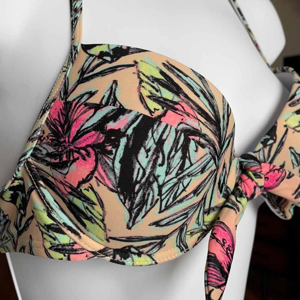 Bikini Top - Picture 3 of 3